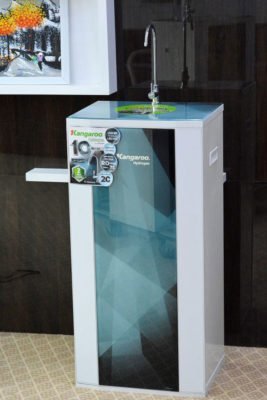 Hình ảnh máy lọc nước Kangaroo Hydrogen Plus KG100HP có tủ hoàn toàn mới